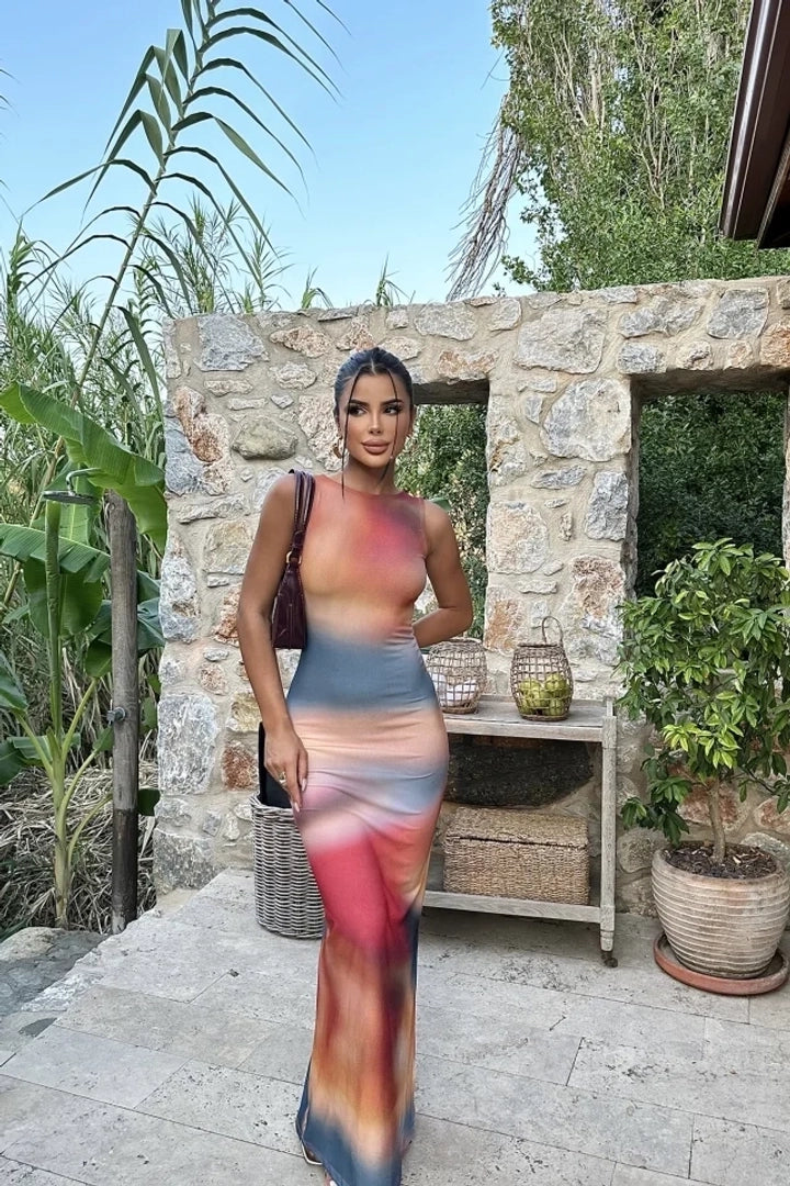 Maxikleid in tropischen Farben